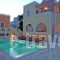 Sellada Apartments_travel_packages_in_Cyclades Islands_Sandorini_kamari