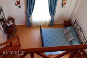 Kalya Suites & Studios_best deals_Hotel_Cyclades Islands_Sandorini_kamari