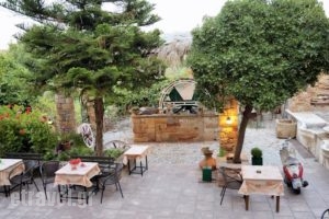Topakas House_best deals_Hotel_Aegean Islands_Chios_Chios Chora