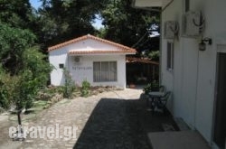 Studios La Kastania hollidays Studios La Kastania hollidays