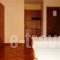 4 Epoxes Studios_best prices_in_Hotel_Aegean Islands_Chios_Chios Rest Areas