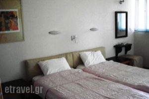 Pension Itzes_best deals_Hotel_Sporades Islands_Skiathos_Skiathoshora