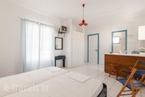 Fivos Apartments_travel_packages_in_Cyclades Islands_Antiparos_Antiparos Rest Areas