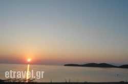 Leonidas Apartments hollidays