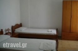 Manolia Studios & Apartments hollidays